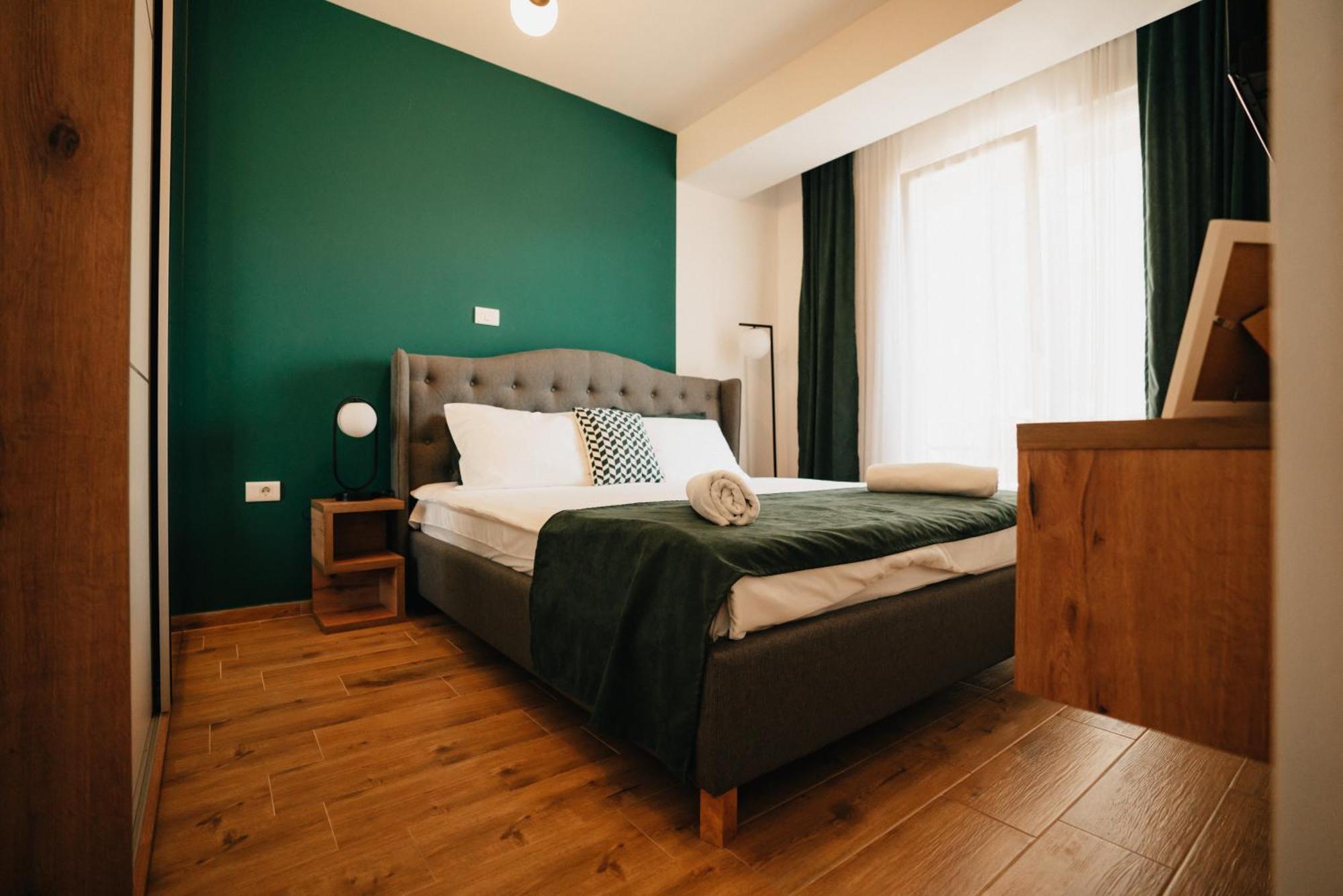 Serenity Downtown Apartament Ochryda